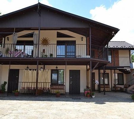 Guest House Sunrise Камианец-Подилский Екстериор снимка
